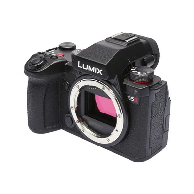 Panasonic Lumix S5 II