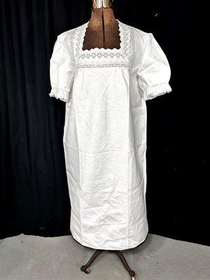 antique nightgown white linen eyelet lace Edwardian bust 46 original 1900-20
