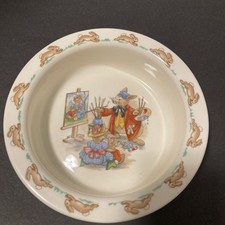 Bunnykins Porridge Bowl, Royal Doulton Painting a Portrait Barbara Vernon 1936