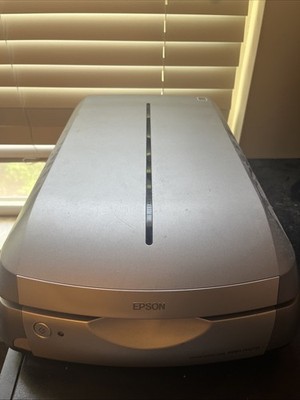 Epson Perfection 4990 Flatbed Photo Scanner w/ Film Holder (TESTED WORKING)