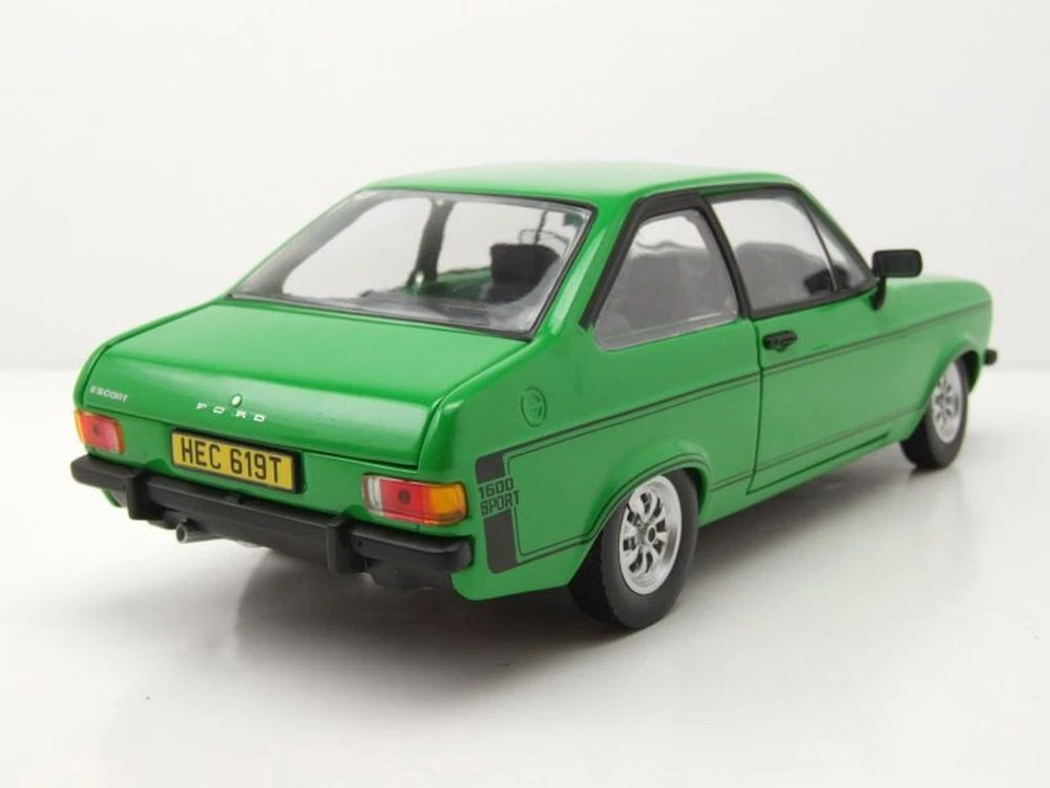 Ford Escort MK2 Sport 1975 Verde Modelo De Coche 1:18 Sun Star - Imagen 2 de 4