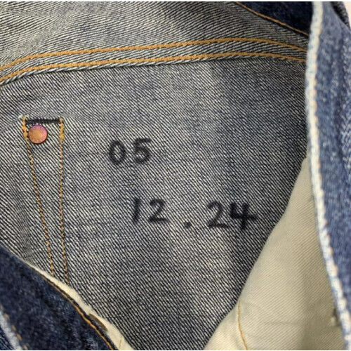 LEVI'S 501XX Jeans W32 L36, 1947 model reproduction Signed LEVI'S 501XX Jeans W32 L36, 1947 model reproduction Signed