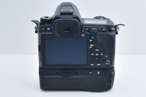2.900 disparos COMO NUEVO PENTAX K-3 II con cámara digital SLR D-BG5 negro montaje K de Japón - Imagen 5 de 12
