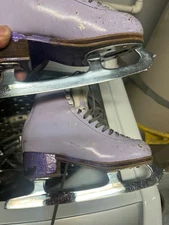 PROFESSIONAL USED FIGURE SKATES WORN IN SHOWS