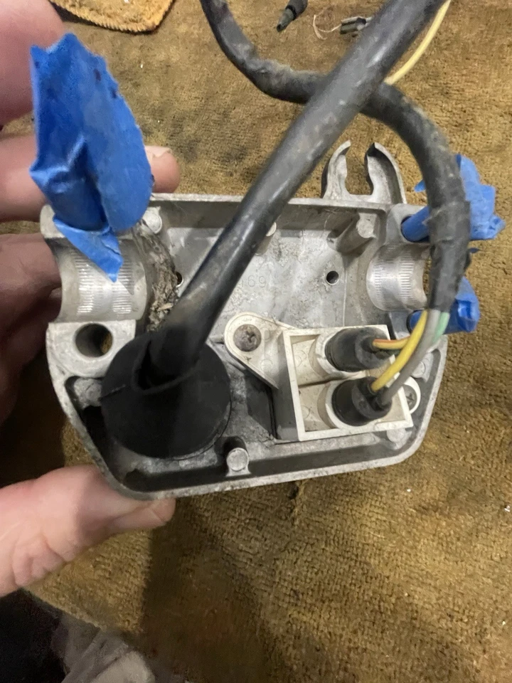 👀 84 Honda ATC200es Big Red DASH INDICATOR PANEL Key Switch Ignition Oem ATC - Image 3 of 4