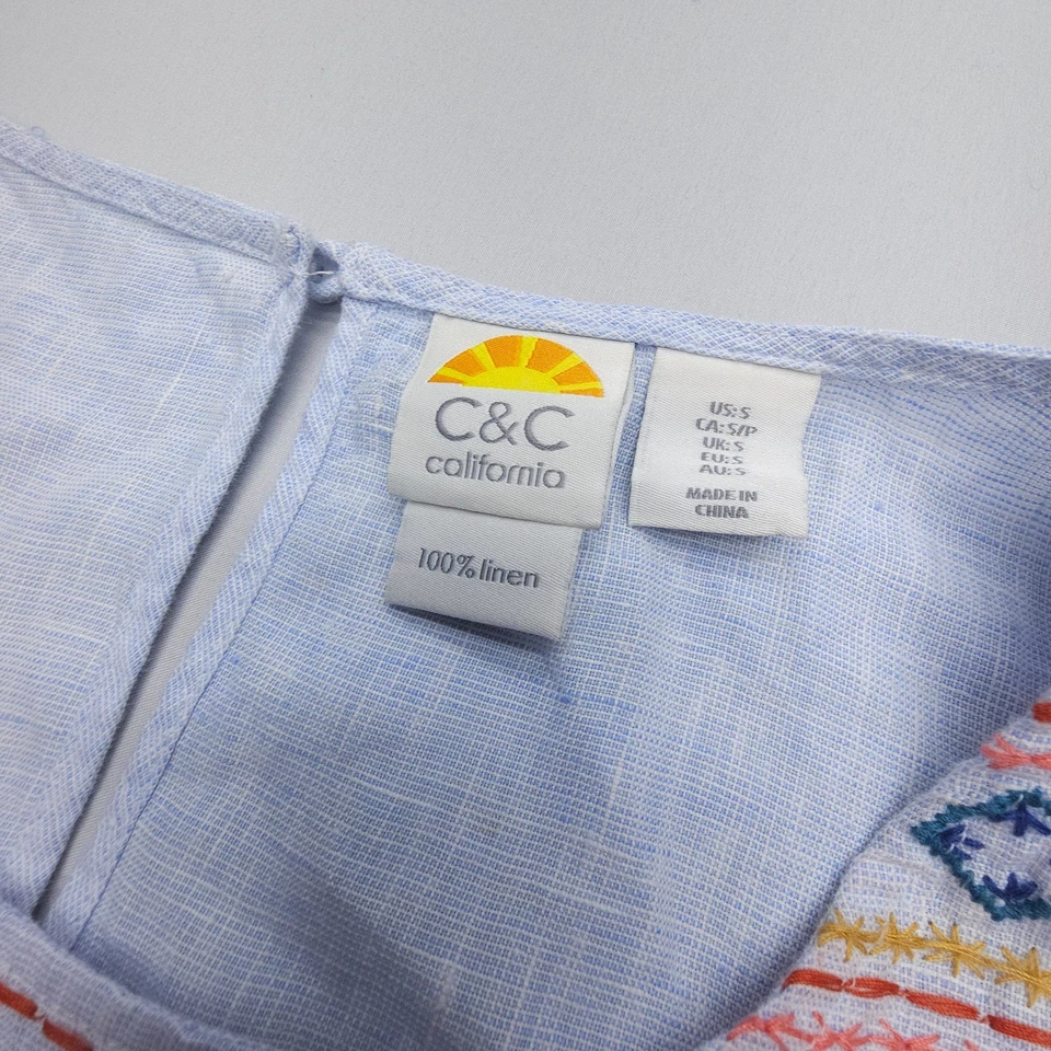 Vestido de lino C&C California para mujer pequeño azul bordado floral costero playero Foto 4 de 4