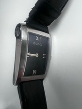 Gucci 8600J Ladies Watch – Black Leather – Original Receipt & Warranty Card
