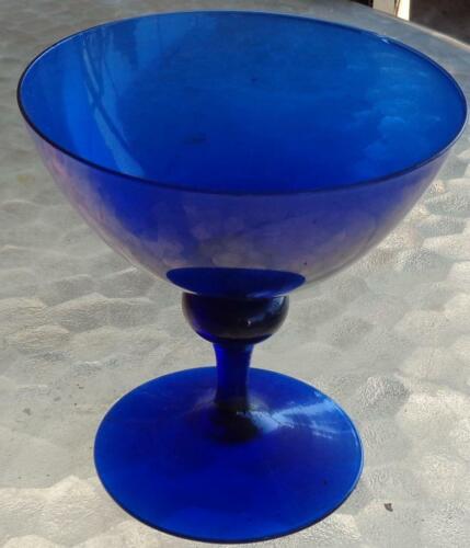Beau verre à dessert bleu cobalt - GDC - BELLE COULEUR RICHE - DESIGN FABULEUX - Photo 1/5