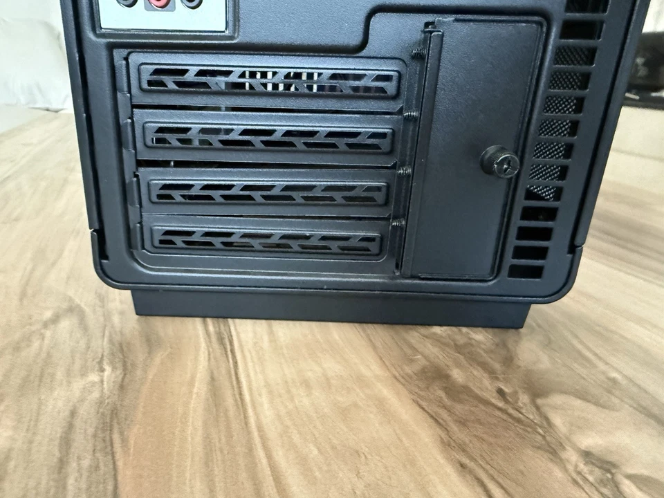 Lian Li Case A3-mATX Micro-ATX Nero Wood Edition Legno - Image 3 of 4