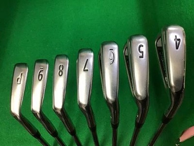 Titleist AP2 710 Eisensatz 4-9, Pw 7tlg Flex Stiff Dynamic Gold S200 Stahl