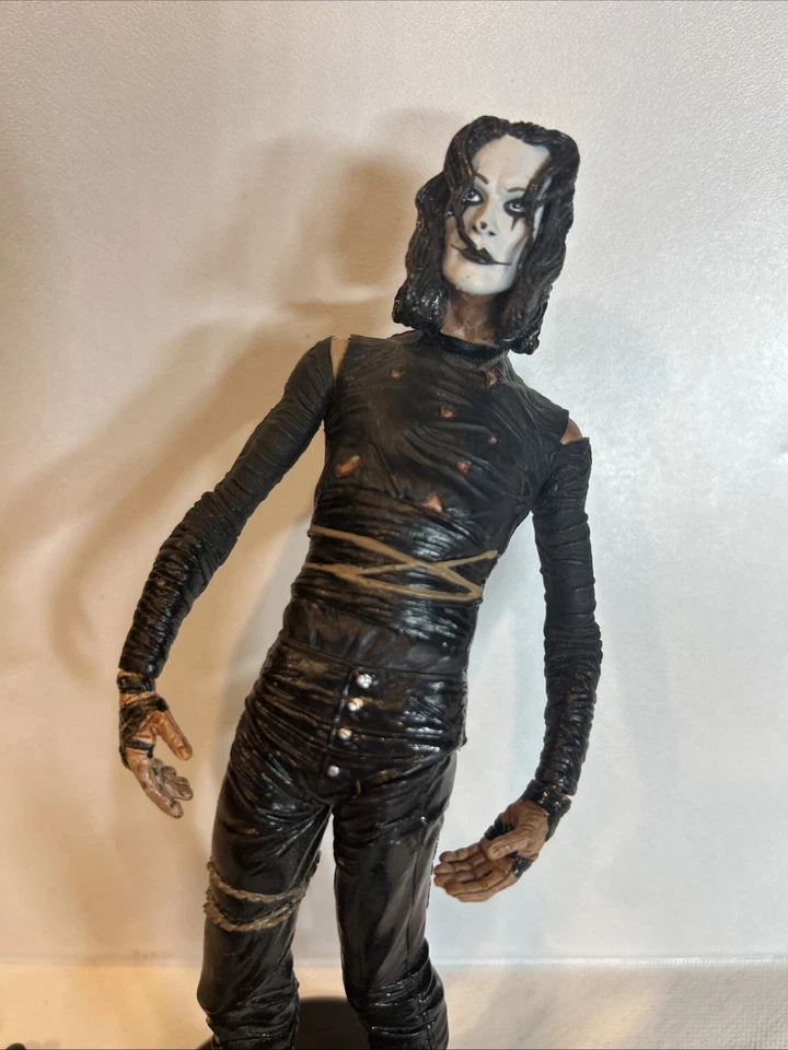 2000 McFarlane Eric Draven The Crow Movie Maniacs Action Figure Crowvision - Image 2 of 4