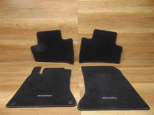 Fu&szlig;mattensatz Original Mercedes W242 - A2426802000 Farbe: 9J57