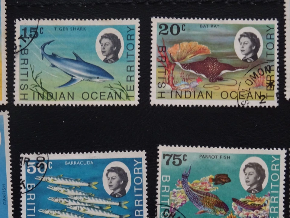 Estampillas del Territorio Británico del Océano Índico SG16/30 15 de 18 GU emitidas 1968-1970. Foto 3 de 4
