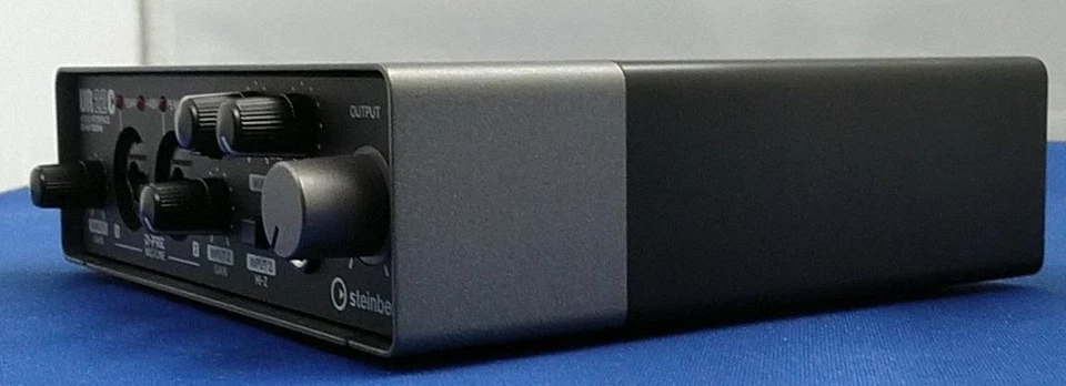 Steinberg UR22C 2x2 USB 3.0 Audio Interface Good Condition from Japan - Image 3 of 4
