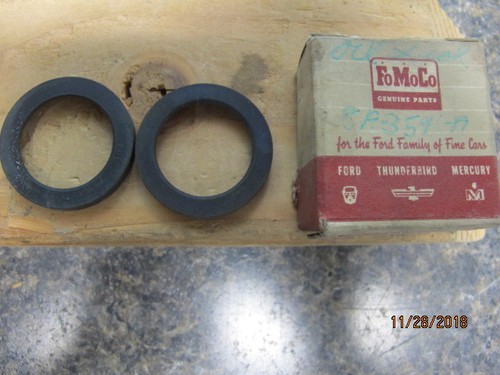 1958 Ford NOS Oil Seals (2) Part # 8A-3541-A Brand New FoMoCo - Bild 1 von 3