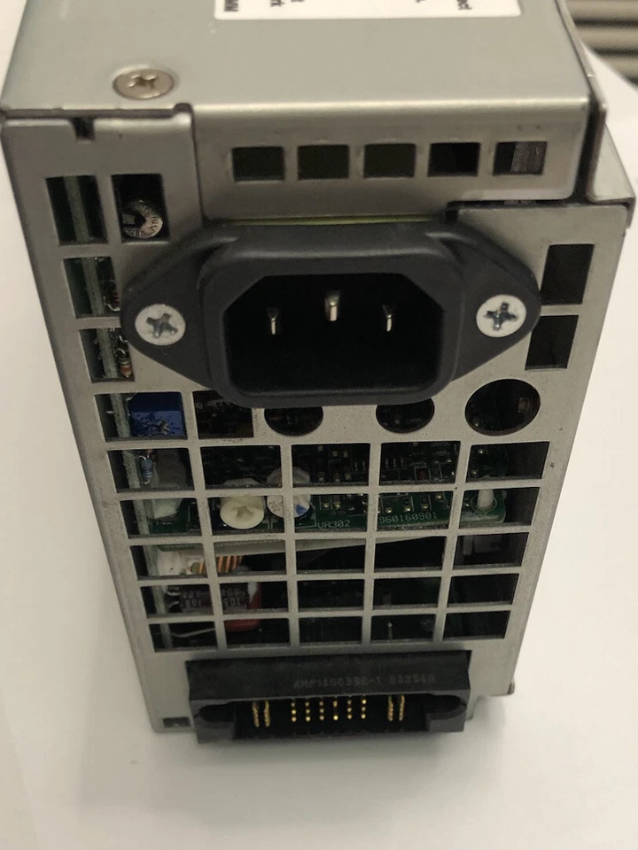 Fuente de alimentación Delta Electronics 3001523-03 V1280 Modelo: DPS-1500AB A Foto 4 de 4