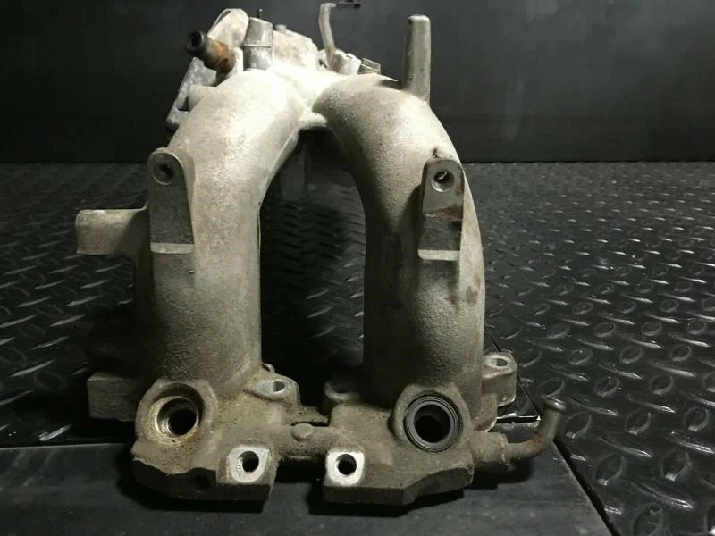 Subaru Outback Legacy 2001 colector de admisión Foto 4 de 4