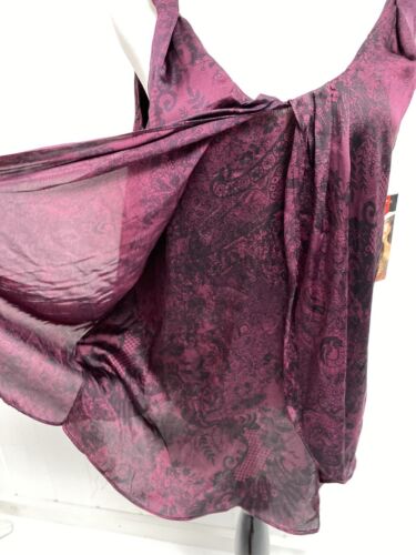 Sofia Vergara women's top blouse burgundy floral print sleeveless size L - Picture 3 of 11