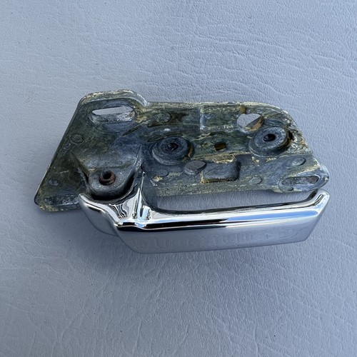 1975 Rolls Royce Left Drivers Side Interior Door Handle Assembly Chrome OEM - Picture 18 of 24