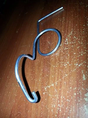 10 Pack Right Hand Cage Latches. Rabbit, Quail, Game Bird, Chicken Cages J Clip