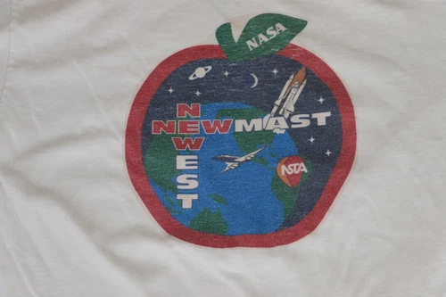 Vintage NASA T-Shirt Anvil Large White Graphic Space Logo USA