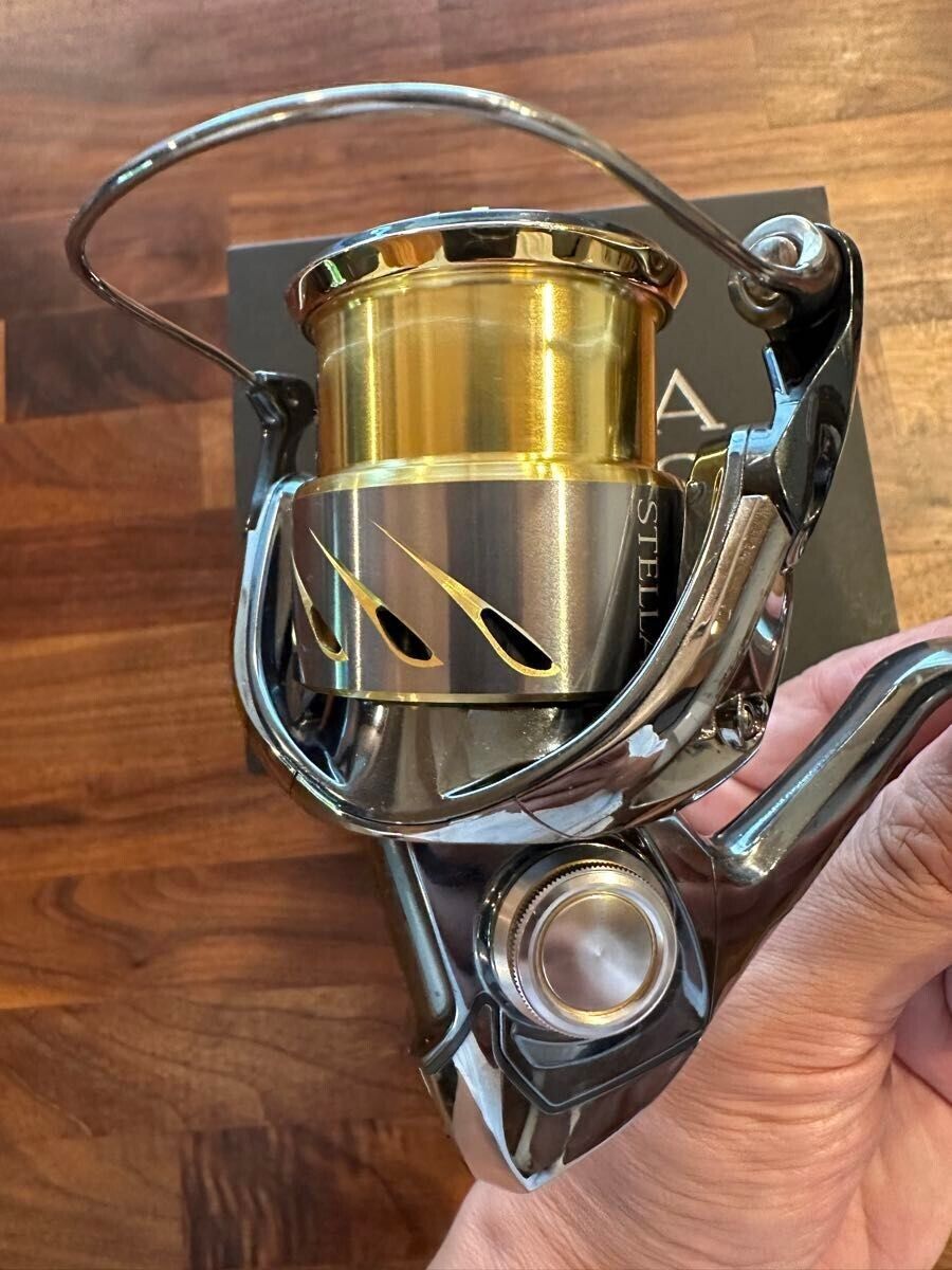 Shimano 14 Stella 2500S Spinning Reel Gear Ratio 5.3:1 Free Shimano 14 Stella 2500S Spinning Reel Gear Ratio 5.3:1 Free