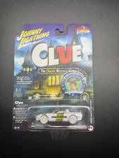 Johnny Lightning Pop Culture Clue Mr. Green White Lightning 2000 Chevy Corvette