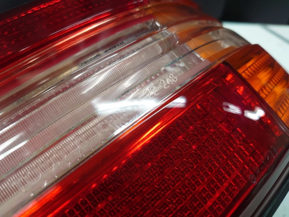 Lámparas traseras originales izquierda derecha Toyota Mark II GX100 ICHIKOH 22-248 7419 Foto 3 de 4