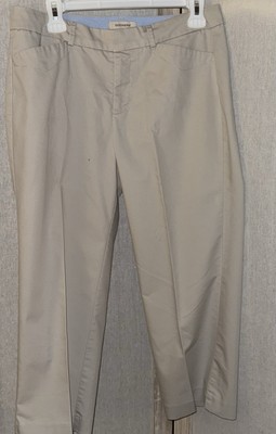 Dockers Womens 8  Light Khaki Chino Capri Pants ~FLAW See Pic # 7 (spot)