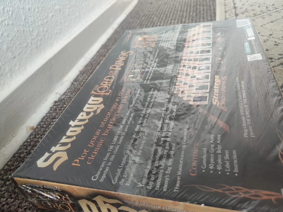 Lord Of The Rings - Stratego - Trilogy Edition - Vintage Brand New & Sealed 2003 - Image 3 of 4