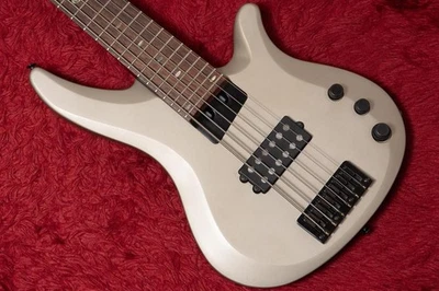 Preços baixos em Guitarra baixo elétrico de 6 Cordas Yamaha