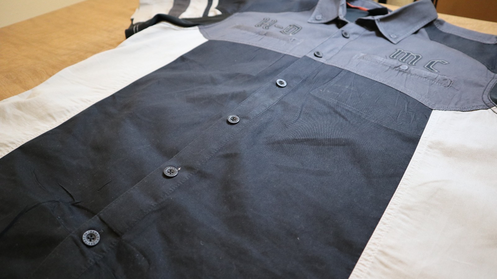 Harley Davidson Performance Vented Button Down Me… - image 2