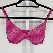 Sweet Nothings by Maidenform Sz M Classic T Shirt Bra Lightly Lined Pink