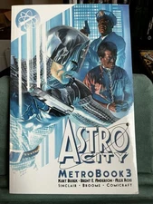 Astro City Metrobook Volume 3 (Astro City Metrobook, 3) by Busiek, Kurt