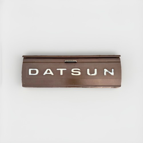 1980-1986 Datsun Nissan 720 Tailgate Tail Gate Brown / Tan Complete OEM