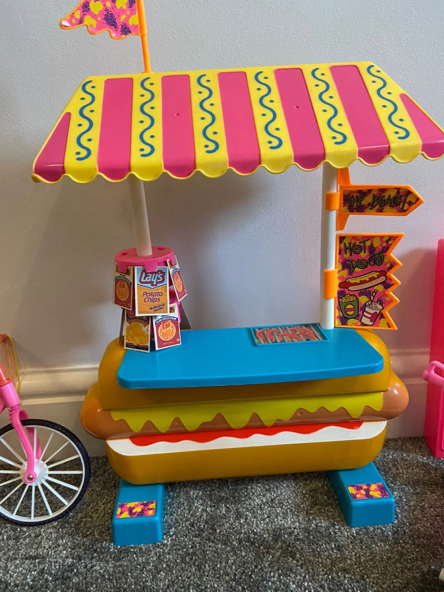 Vintage Barbie Toy Hot dog stand RARE 1980 S extras included