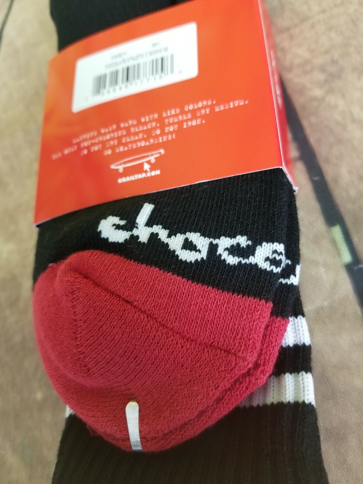 Chocolate Mens Athletic Red White Black Red Logo Print Casual Socks New