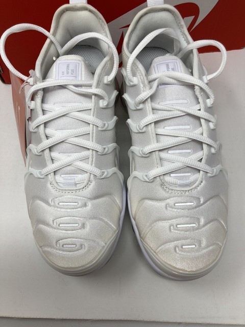 nike vapormax plus platinum white