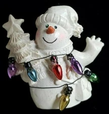 Vintage Christmas Snowman with lights and tree 1-3/4" Brooch Pin Jewelry VC-14