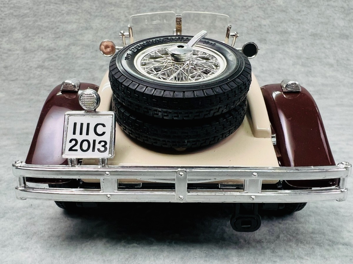 🇩🇪🇩🇪Burago 1928 Mercedes-Benz SSK All 1:18 Die Cast