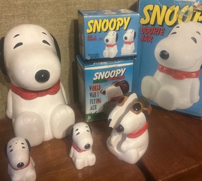 snoopy様 ご購入予定品 Vintage 1993 Snoopy Cookie Jar salt, pepper, napkin holderBenjamin