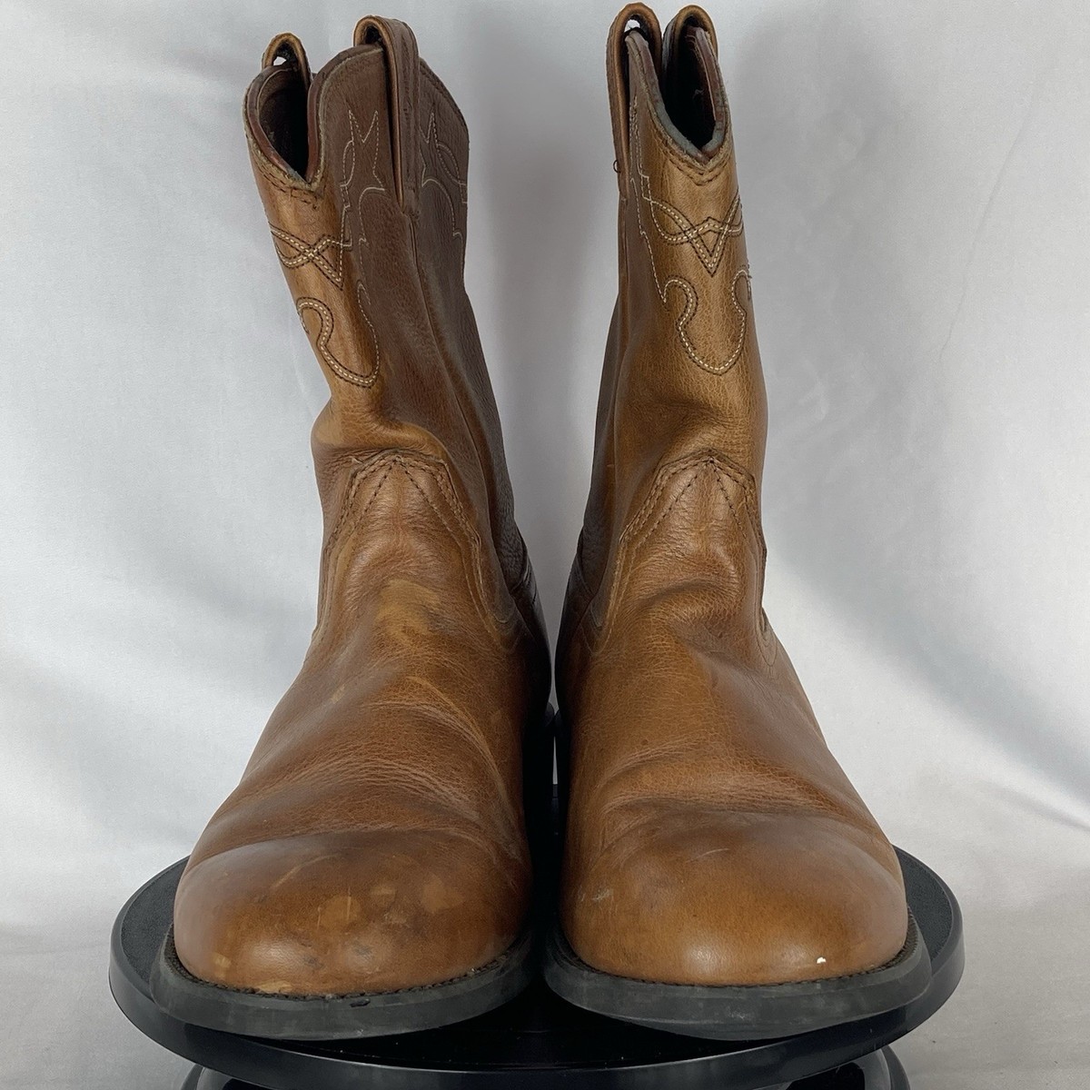 Ariat Classic Roper Style Boots in a Men