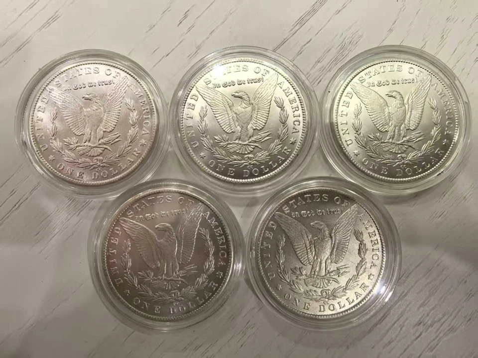Lote de 5 rollos de monedas de dólar de plata Morgan Americano 1878-1893 CC - MS BU años mixtos Foto 2 de 2