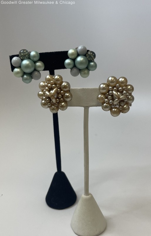 Vintage Multi-Color Beaded Clip On & Screw Back Earrings 27.5g