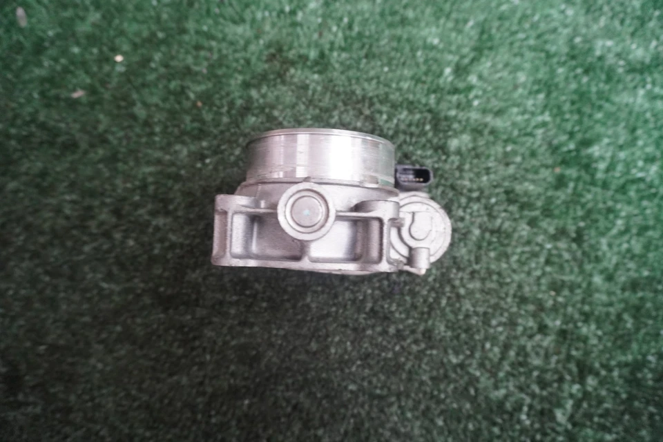 Chevrolet Camaro 2013 2014 motor de 3,6 L carrocería del acelerador fabricante de equipos originales 60 k millas 12632172BA Foto 3 de 4