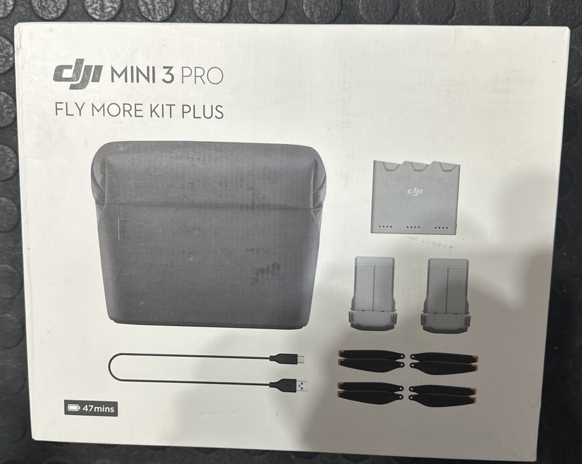 DJI Mini 3 Pro FLY MORE KIT PLUS他いっぱい Amazon.com: DJI Mini 3 Pro (DJI RC) + Fly More Kit Plus