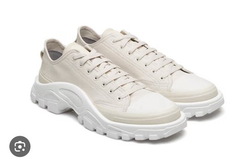 detroit runner white
