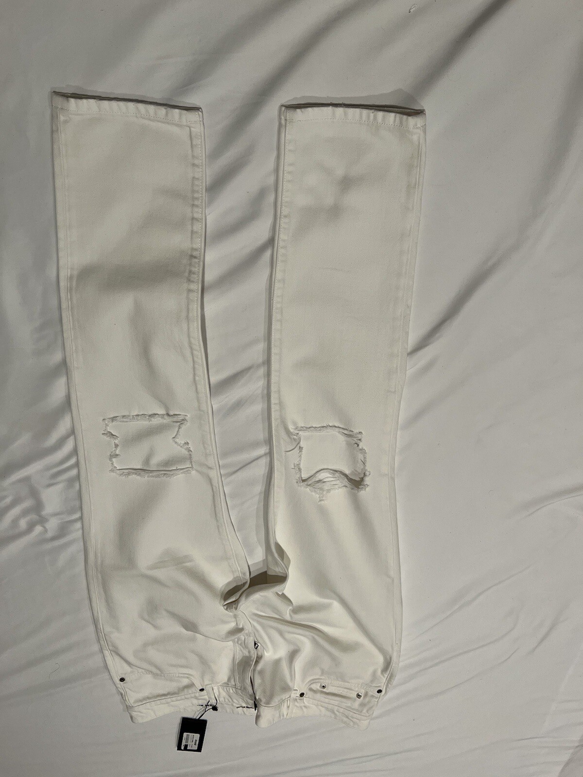 Jeans da uomo al ginocchio strappati Saint Laurent Hedi Slimane. 36. $990