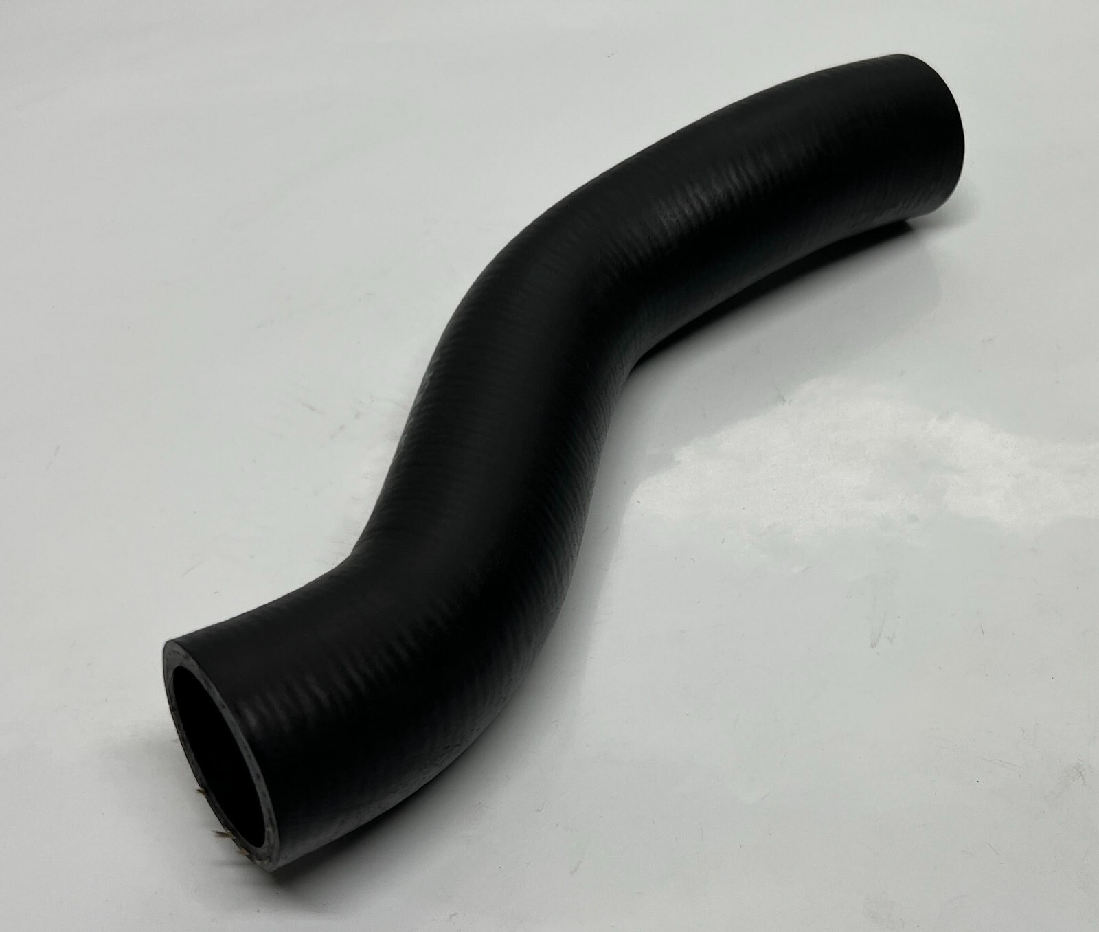 8079952 GENUINE VOLVO MOLDED HOSE OEM - NEW | eBay 
