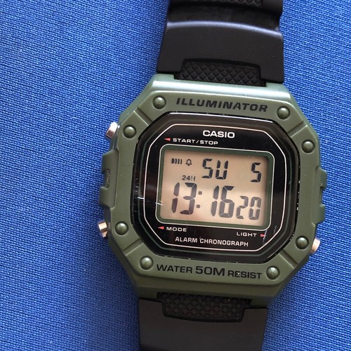 Introducir 106+ imagen casio water resistant 5 bar illuminator